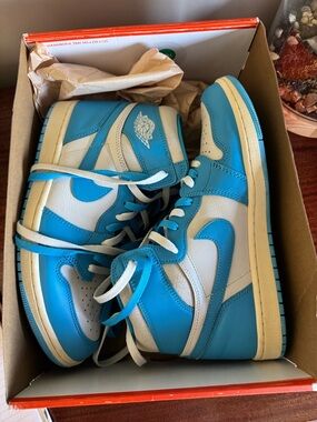 Nike Air Jordan 1 Retro High UNC reimagined